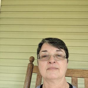 Meet your Posher, Beverly